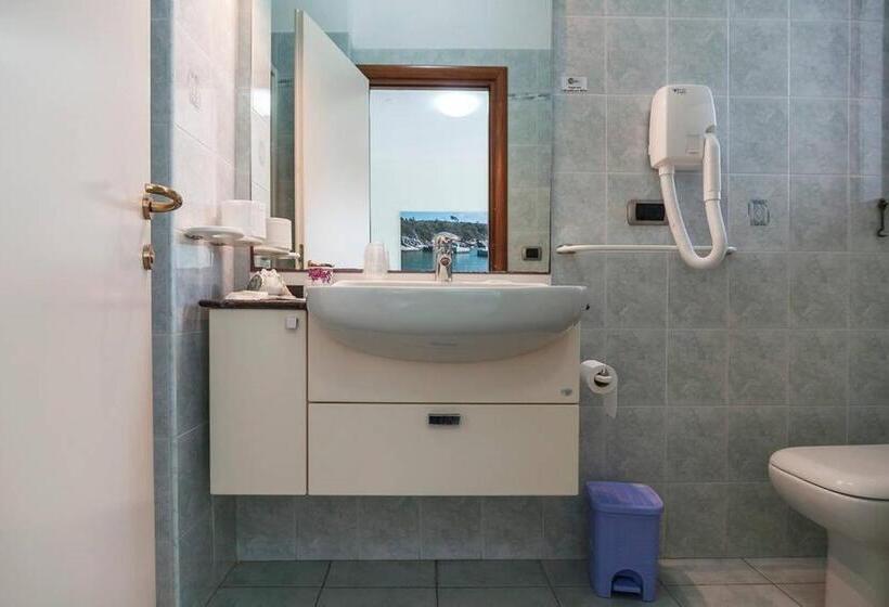 Номер Стандарт, Tirreno Formia