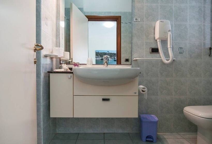 Номер Стандарт, Tirreno Formia