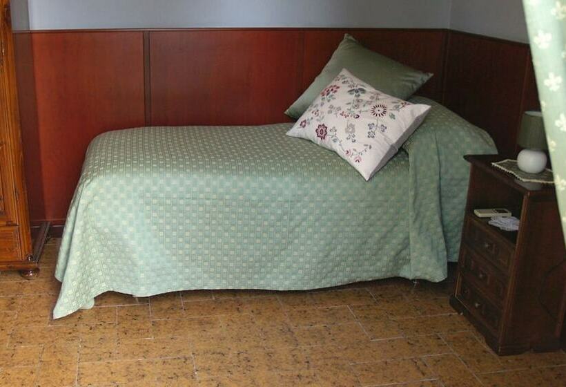 اتاق لوکس, Domus Angela B&b