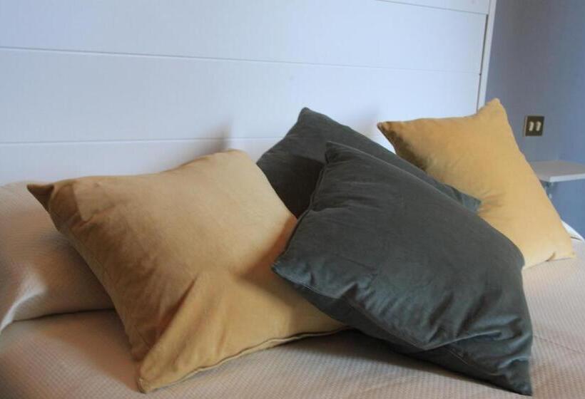 اتاق لوکس, Domus Angela B&b