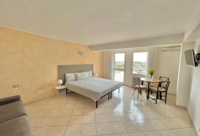 اتاق استاندارد چهار تخته, Albergo Vittoria