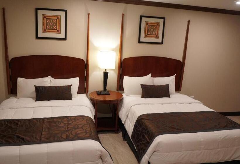 Полулюкс Повышенной Комфортности, Beachside Resort
