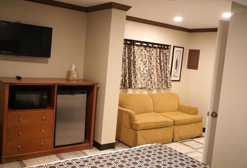 Люкс Повышенной Комфортности, Beachside Resort