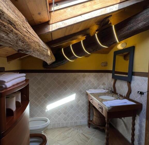 Quarto Deluxe, Rivarola Al Tempo Dei Castelli