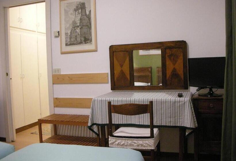 Номер Стандарт Трехместный, Trattoria Traversi