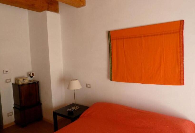 标准房带园景, B&b Al Giardino Dei Mandorli