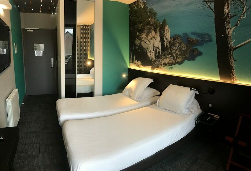 Номер Стандарт Вид на Бассейн, Le Thalassa Hôtel & Spa