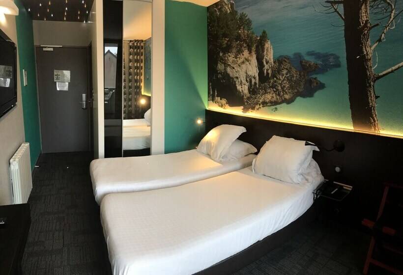 Номер Стандарт Вид на Бассейн, Le Thalassa Hôtel & Spa