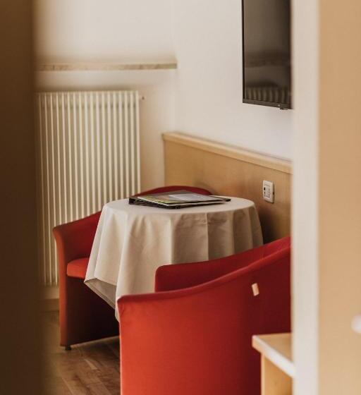 Номер Стандарт с Балконом, Thalguter   Rooms & Breakfast