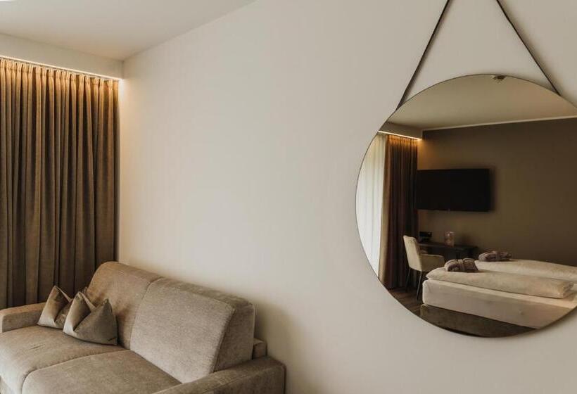 Полулюкс Вид на Сад, Klein Fein Hotel Anderlahn