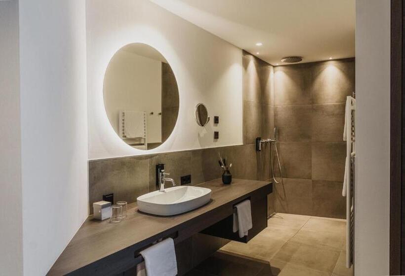 Люкс Вид на Сад, Klein Fein Hotel Anderlahn