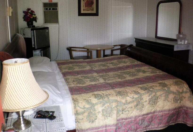 Семейный Номер, The Rome Motel