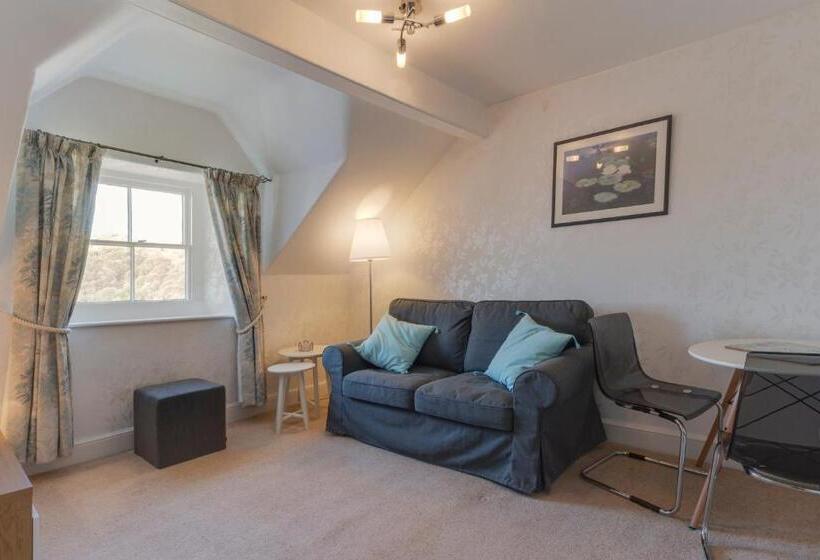 Апартаменты 1 Спальня, Barnes Fell Apartments