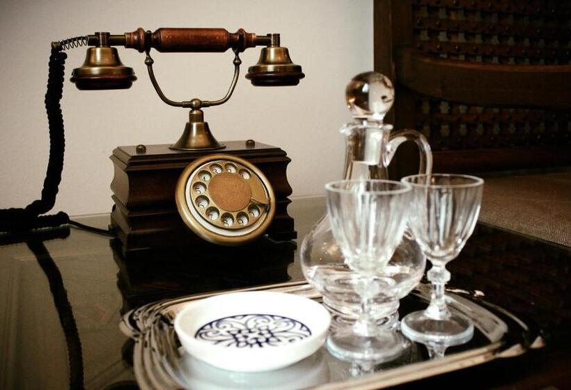 اتاق عادی, İsa Begov Hamam