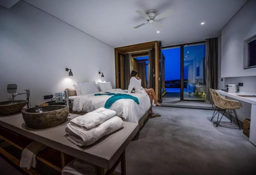 Люкс с Бассейном, Zante Maris Suites   Adults Only