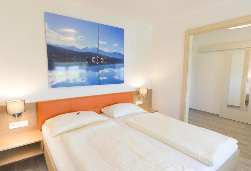家庭间, Strandhotel Kärntnerhof