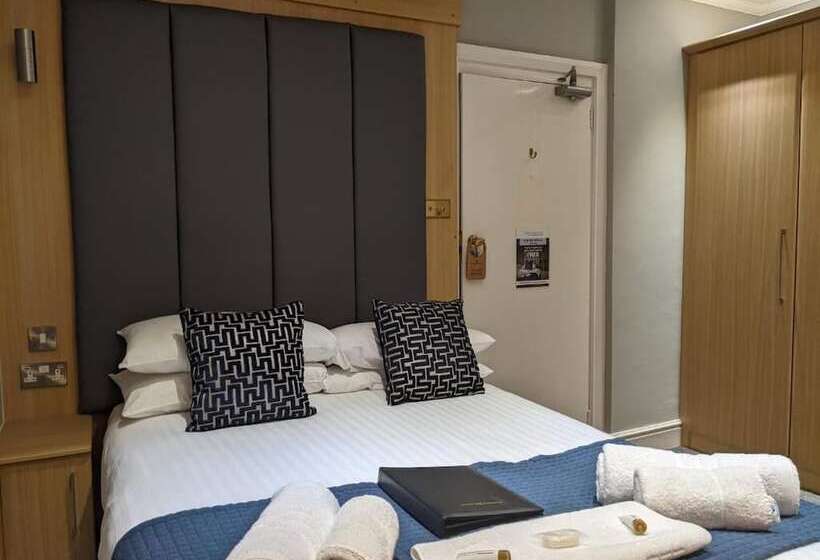 Номер Basic, The Wildings Hotel & Tudno S Restaurant