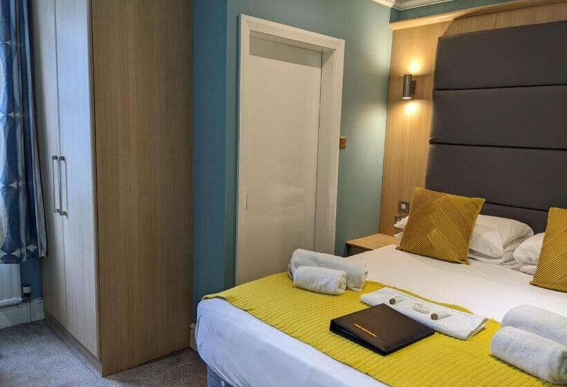 Номер Стандарт, The Wildings Hotel & Tudno S Restaurant