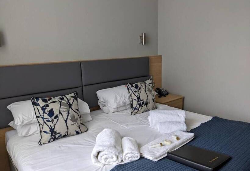 Номер Стандарт, The Wildings Hotel & Tudno S Restaurant