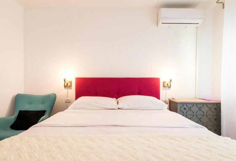 اتاق استاندارد, Alaburic Rooms & Apartment