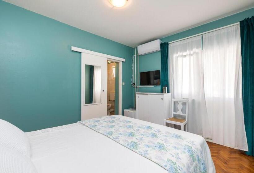 اتاق عادی, Alaburic Rooms & Apartment