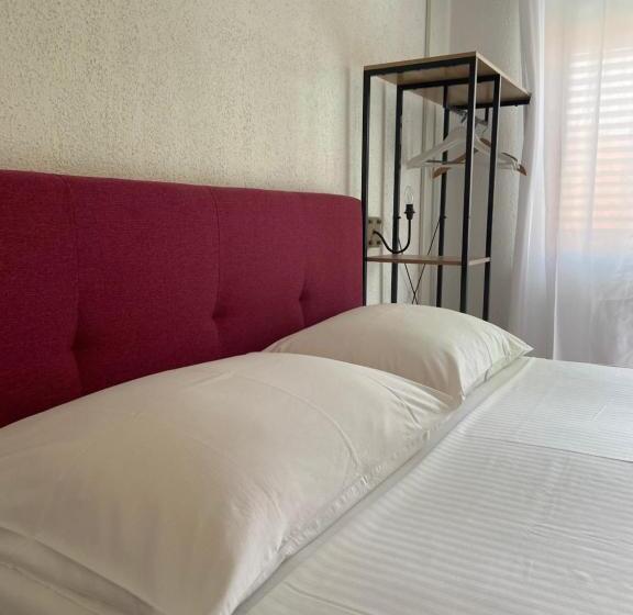 اتاق استاندارد, Alaburic Rooms & Apartment