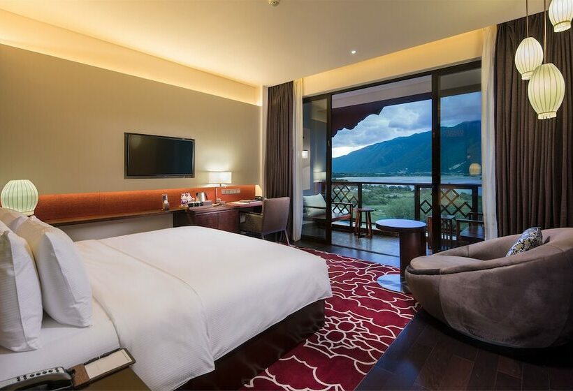 Quarto Deluxe, Hilton Linzhi Resort