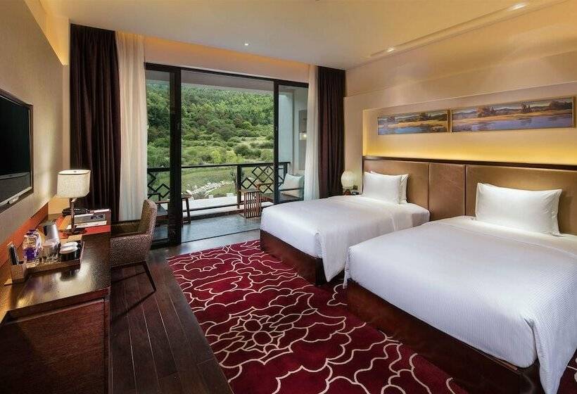 Quarto Estandar, Hilton Linzhi Resort