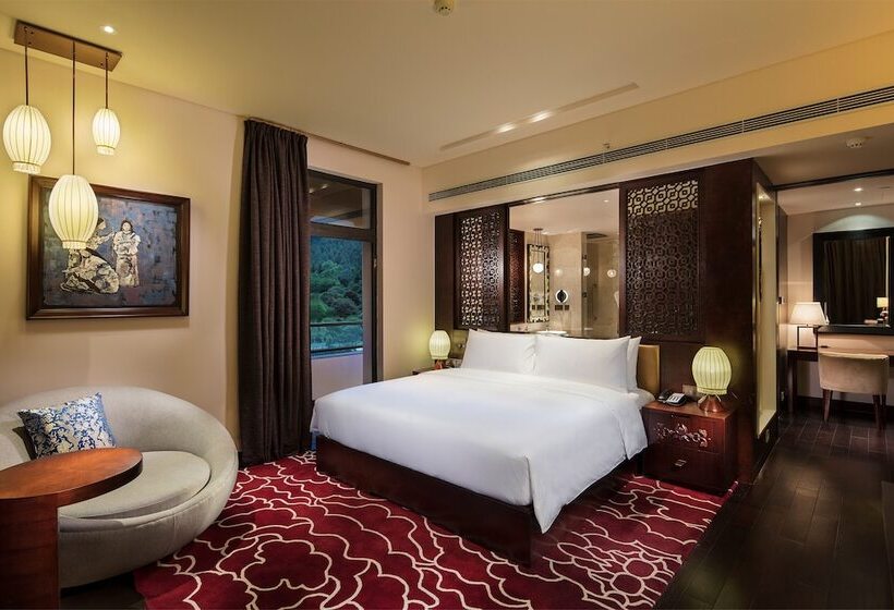 디럭스 스위트, Hilton Linzhi Resort