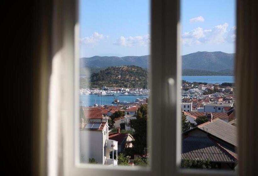 Deluxe Suite Sea View, Murter