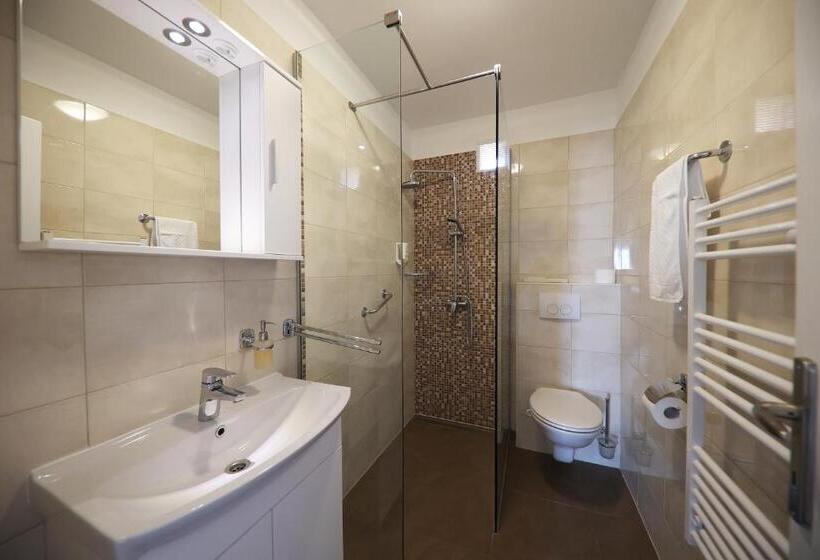 Deluxe Suite Sea View, Murter