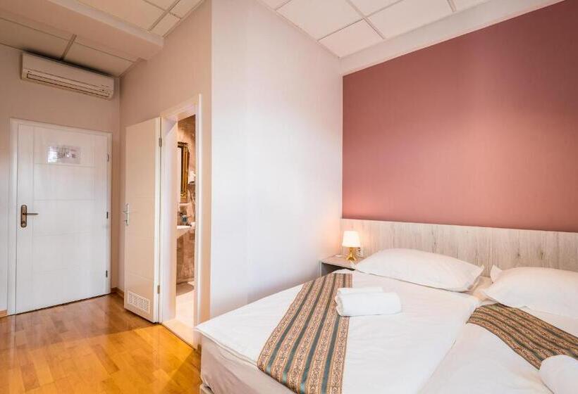 Номер Superior, Boutique Hostel Livia