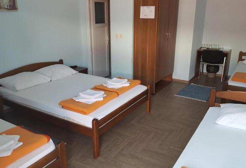 패밀리 룸, Hostel Kristal
