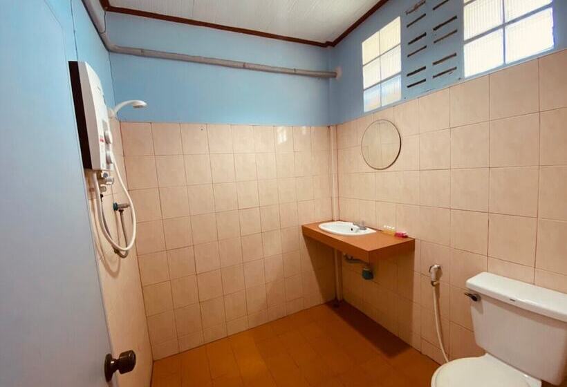 Bungalow Standard, Phupha Bungalow Haad Rin