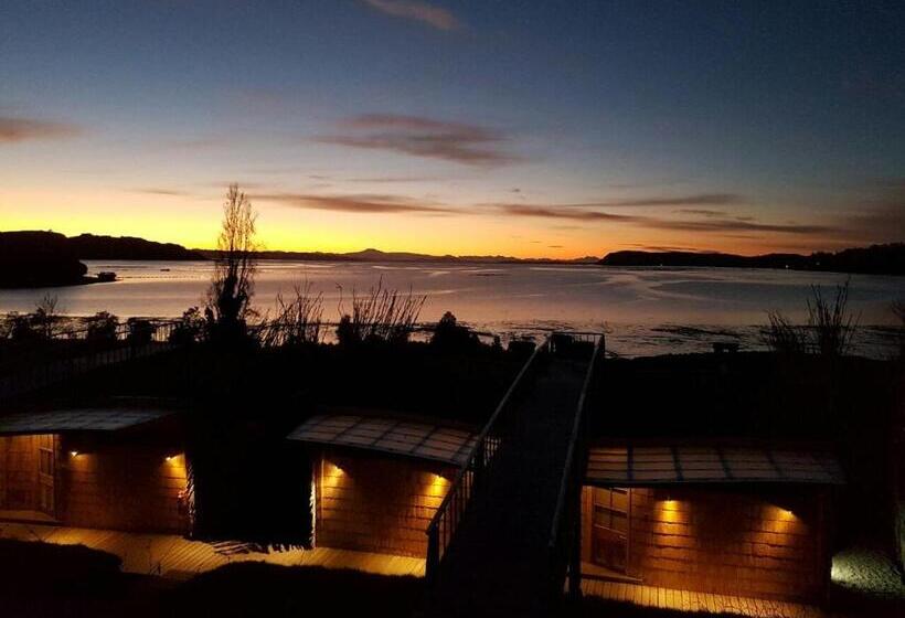 Люкс Вид на Море, Refugio Pullao