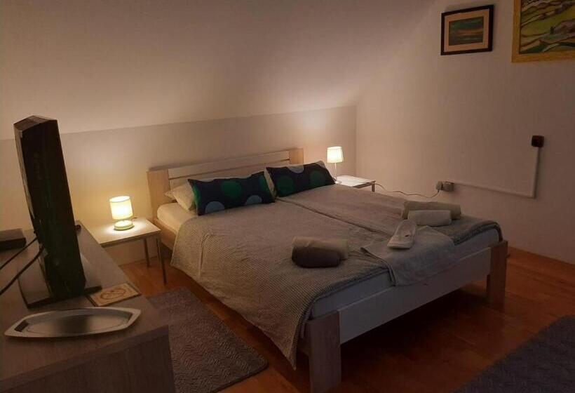 اتاق استاندارد چهار تخته, Apartment & Rooms Miboti