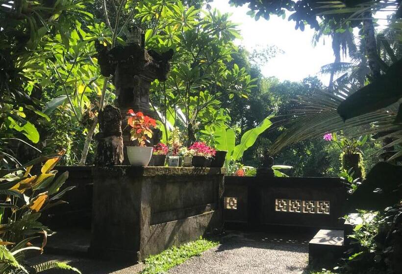 Номер Deluxe, Suastika Guest House Ubud