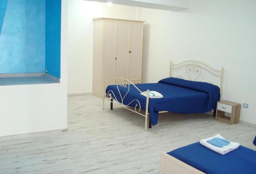 Семейное Бунгало, Guest House Mare E Luna