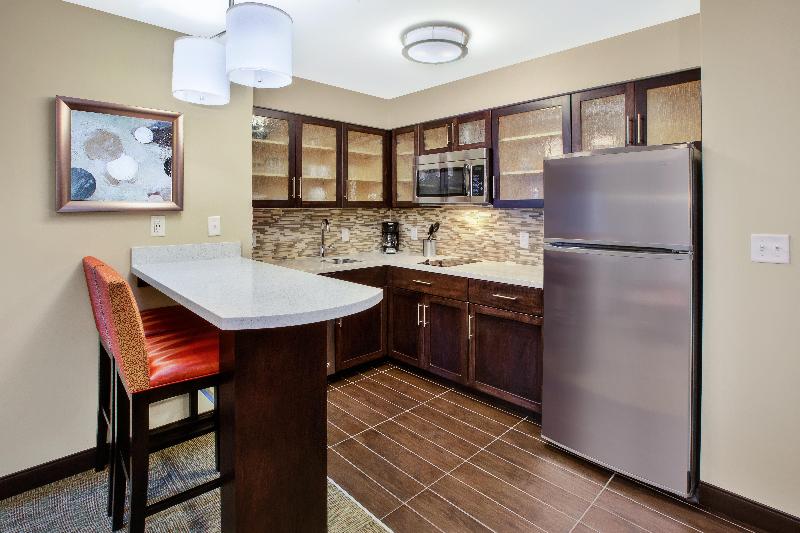 Люкс 2 Спальни, Staybridge Suites   Benton Harbor St. Joseph, An Ihg