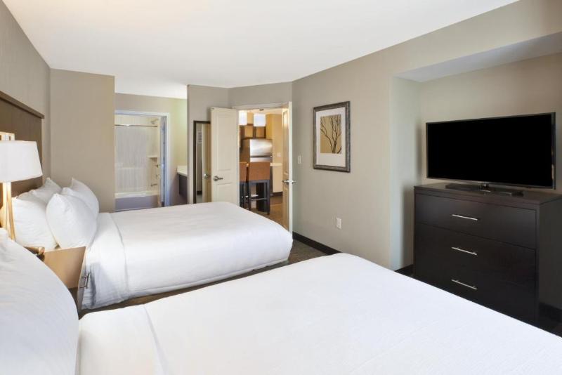 Люкс 2 Спальни, Staybridge Suites   Benton Harbor St. Joseph, An Ihg