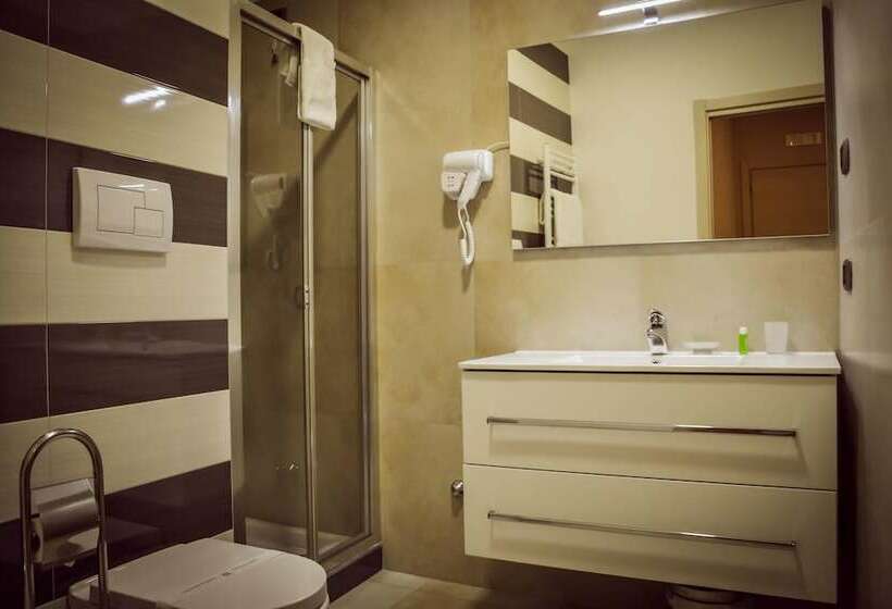Family Suite, Brain Rooms & Suite