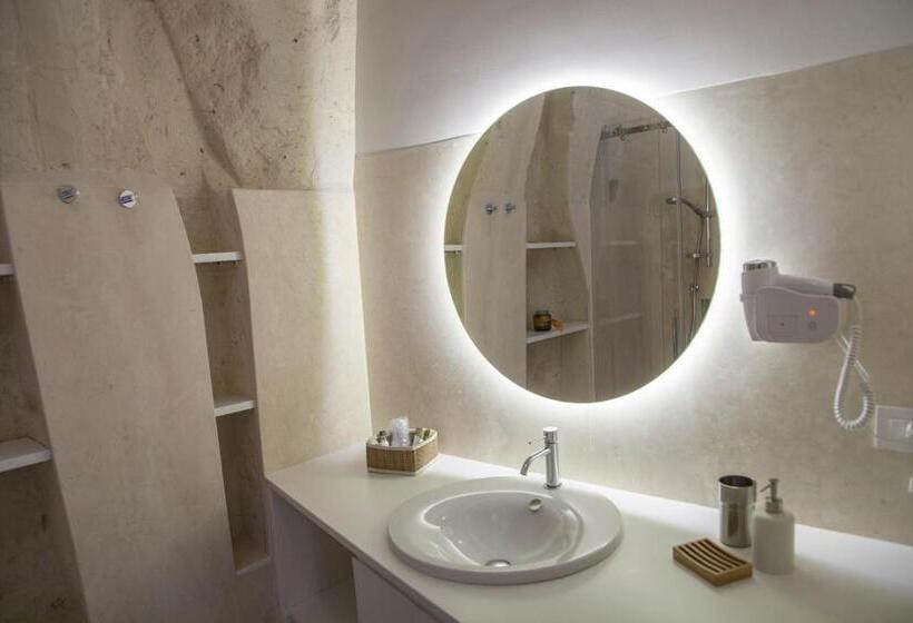 اتاق دوبلکس, Tenuta Danesi