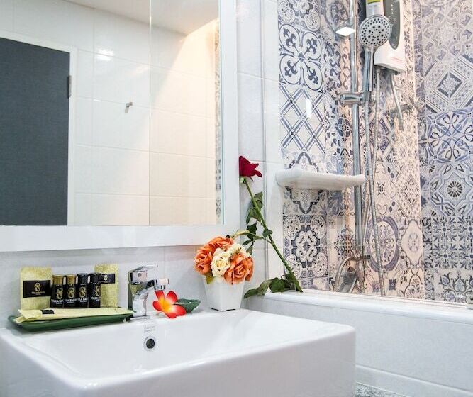 استودیوی استاندارد, Villa Baron Sha Plus