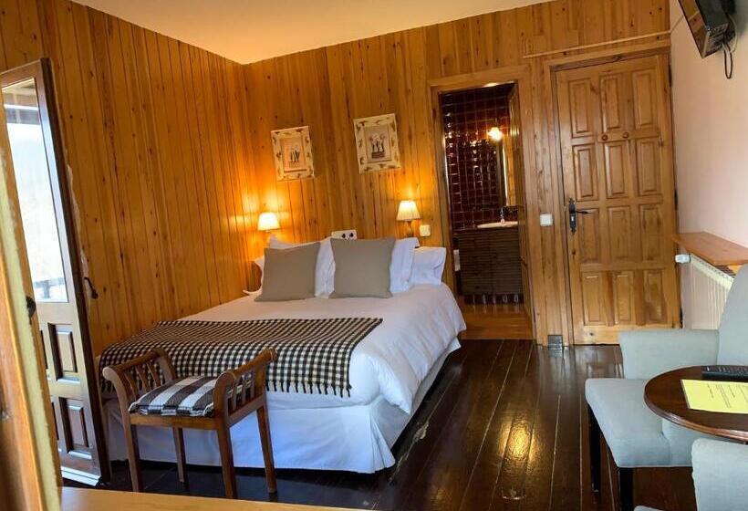 Номер Стандарт с Балконом, El Xalet De Taüll Hotel Rural