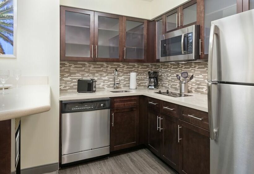 Люкс, Staybridge Suites   Miami International Airport, An Ihg