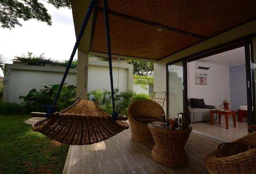 高级洋房, Munting Paraiso