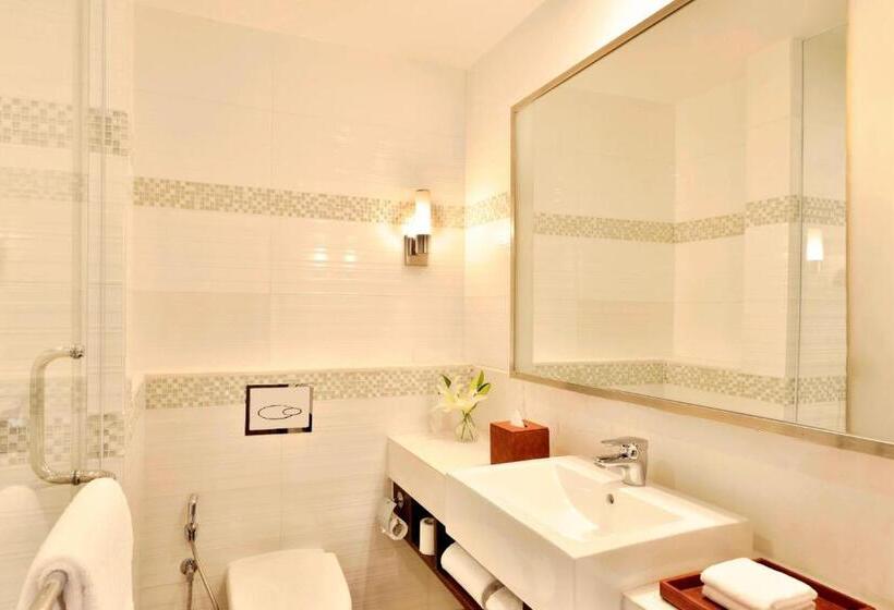带大床的标准间, Fairfield By Marriott Amritsar