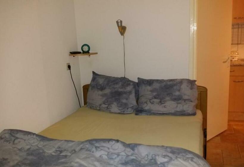 스탠다드 룸, B & B Kostelijk