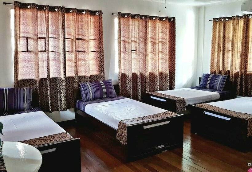 Quarto Familiar, Royal Thee Bed & Breakfast