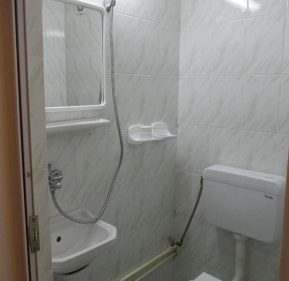 חדר אקונומי, Hostel Cppi Nord